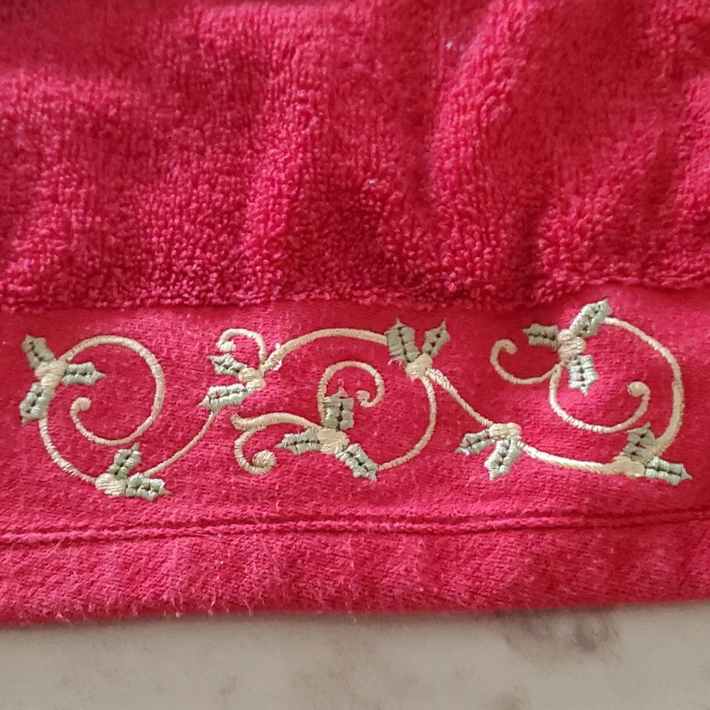 Christmas Holly Hand/Kitchen Towel
